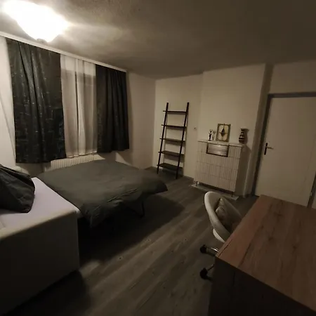 아파트 Modern Flat In Quaint With Idyllic Garden 인스브루크