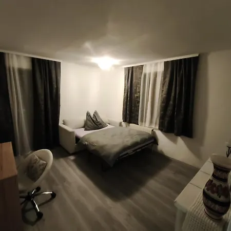 Appartement Modern Flat In Quaint With Idyllic Garden