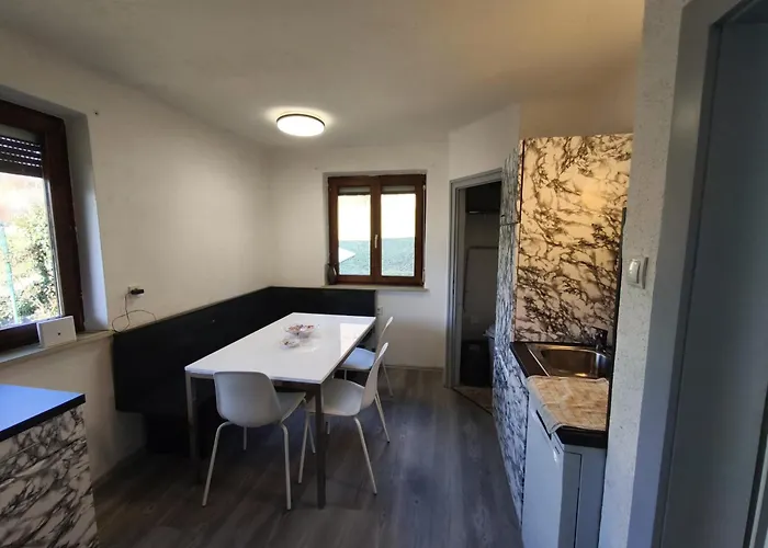 Apartament Modern Flat In Quaint With Idyllic Garden *