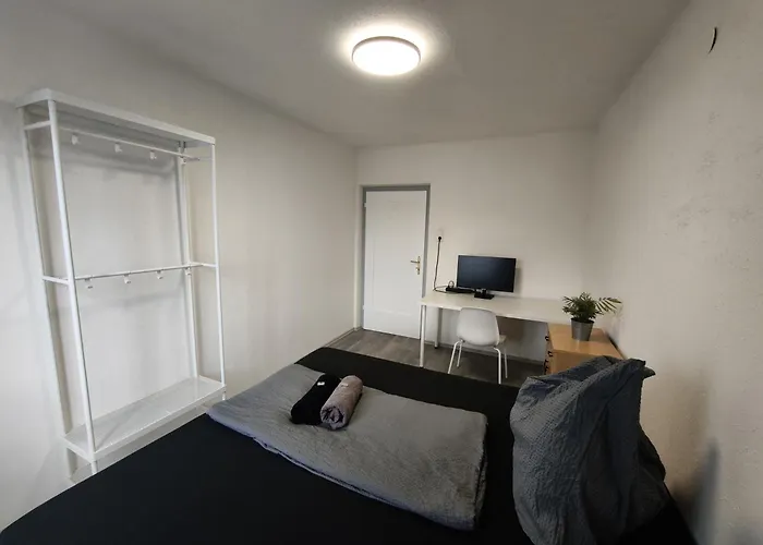 Modern Flat In Quaint With Idyllic Garden